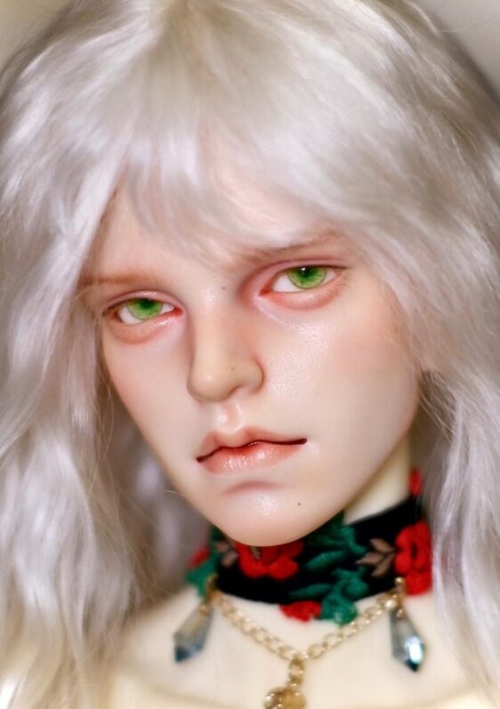 Delicate green BJD doll eyes