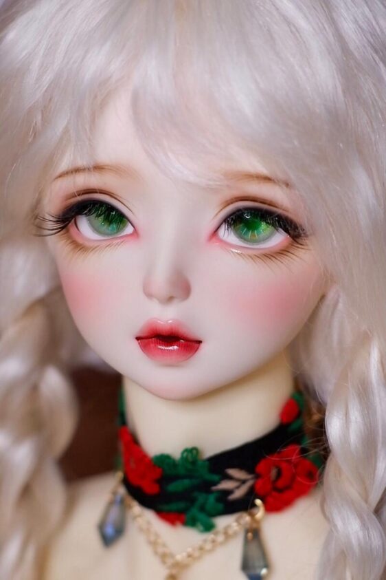 Delicate green BJD doll eyes