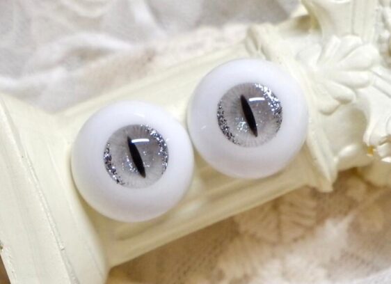 Delicate grey shiny BJD doll eyes