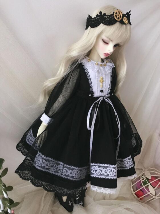 Goth maid nun dress with lace