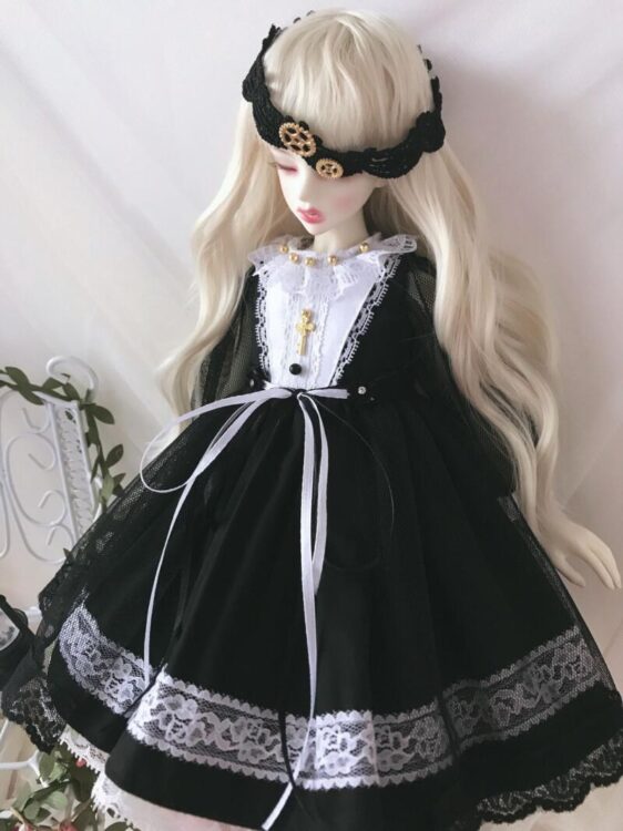 Goth maid nun dress with lace