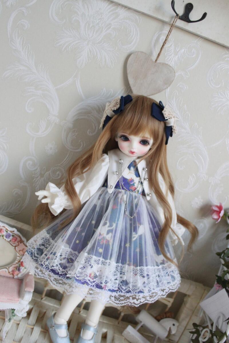 Lovely dress with white lace and collar for bjd dolls