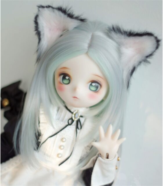 Center Part BJD Wig – Long Straight Two-Tone Doll Hair