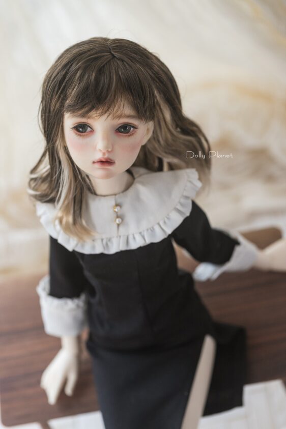 Cute Short BJD Wig with Bangs – Wavy Curly Doll Hair