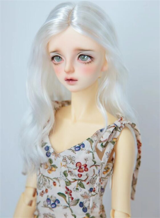 Long Curly BJD Wig for 1/3 & 1/4 Dolls - Image 5