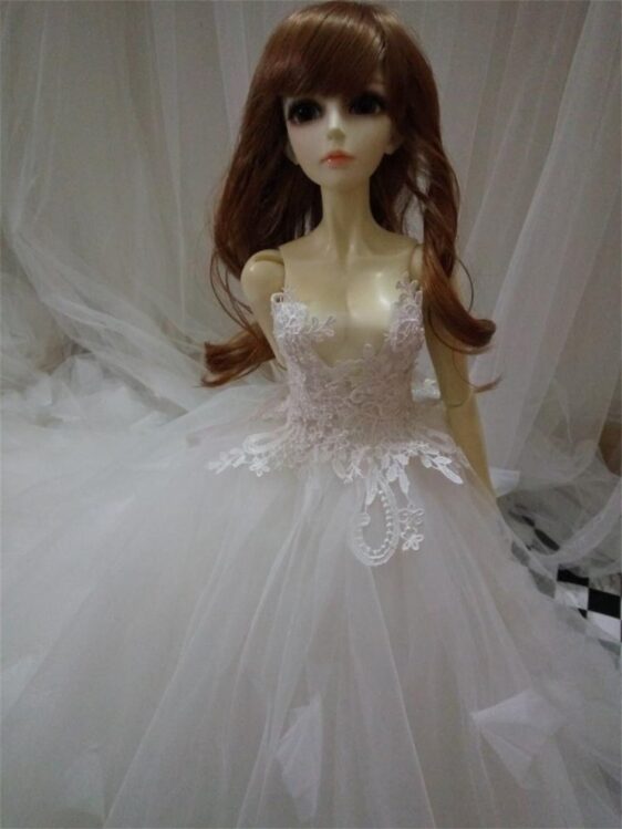 BJD Wedding Dress – Elegant White Bridal Gown for Dolls