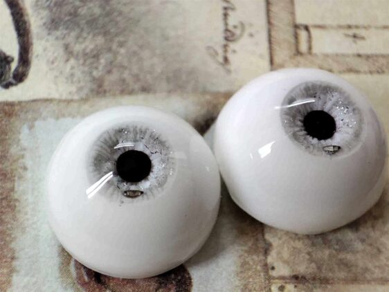 Frost Realistic BJD Doll Eyes - Handmade Resin Eyes for 1/3, 1/4, and 1/6 Dolls