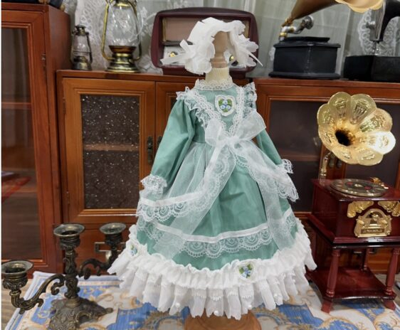 Green BJD Princess Dress for 1/3, 1/4, and 1/6 Dolls