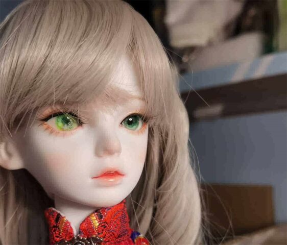 Hand-Painted Green Realistic BJD Doll Resin Eyes – Perfect for Ball Joint Dolls