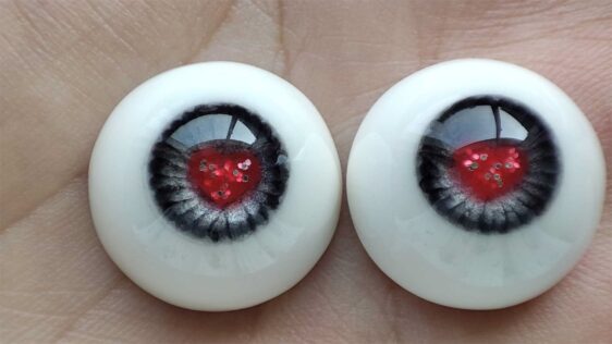 Heart Shaped Resin BJD Eyes – Realistic Safety Eyes for Dolls (8mm to 24mm)