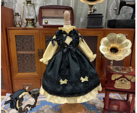 Black BJD Lolita Dress with Headband for 1/3, 1/4, 1/6  Blythe Dolls