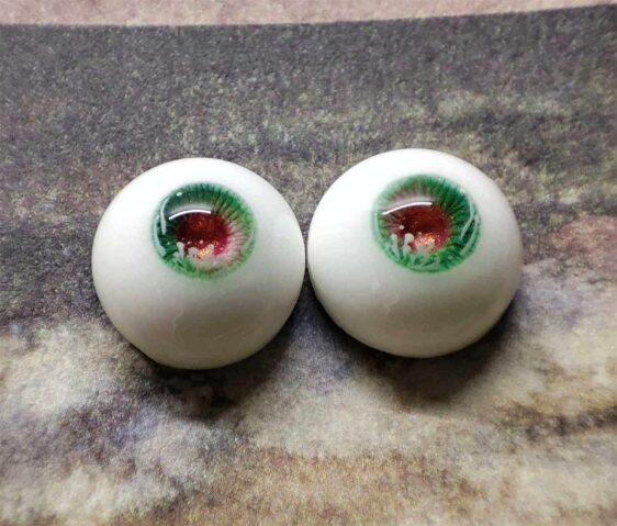 Pink & Green BJD Doll Eyes – Realistic Resin Eyes for Ball-Jointed Dolls